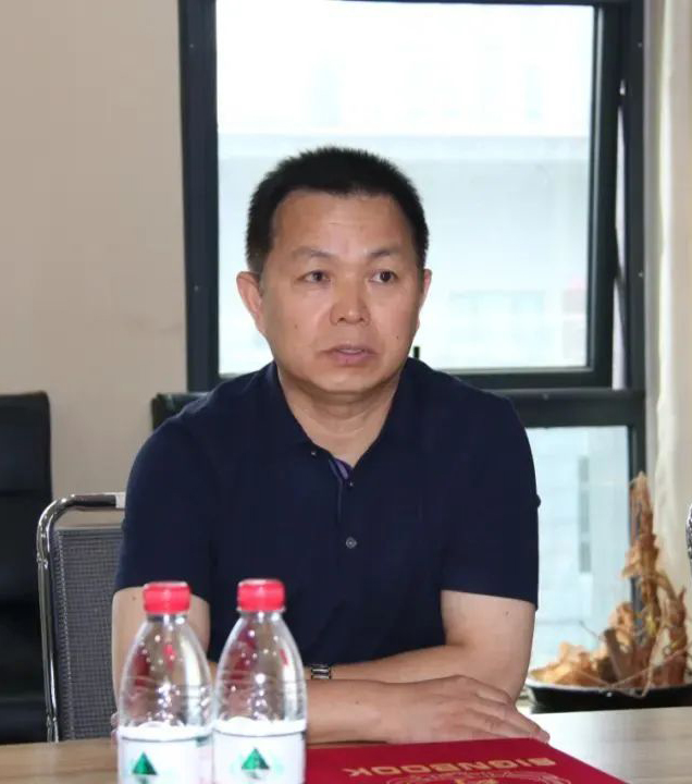 愛心奶情系學(xué)子，公益情溫暖人心—河南花花牛乳業(yè)集團助力基金會“圓夢計劃?一杯奶”公益項目，愛心捐贈善款50萬元！