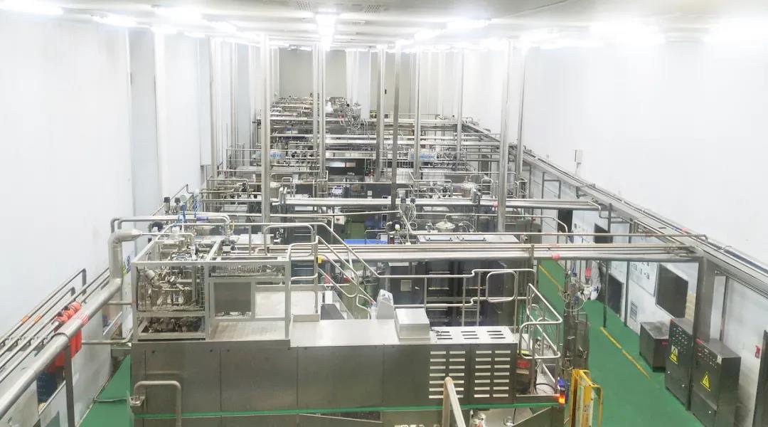 鄭州航空港區(qū)黨工委書記張俊峰蒞臨鄭州花花牛乳制品有限公司調研 鄭州航空港區(qū)黨工委書記張俊峰蒞臨鄭州花花牛乳制品有限公司調研