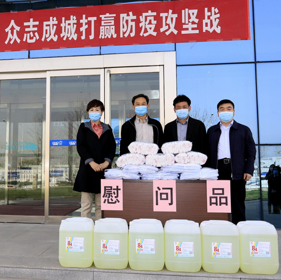 鄭州市人大副主任孫黎、市政府副市長李喜安一行 蒞臨花花牛開展“三送一強(qiáng)”活動(dòng)