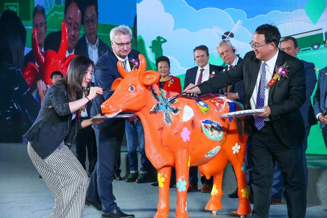 SDDDC走進(jìn)河南，看看花花牛的國(guó)際范兒！